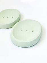 Load image into Gallery viewer, Concrete oval soap dish (pistachio green colour)
