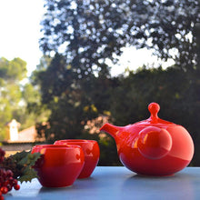 Load image into Gallery viewer, Bulb: 3-piece, modern, Asian tea set | Side Handle Teapot + 2 cups | Bright Red

